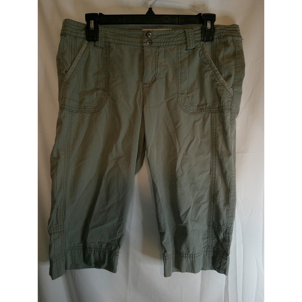 Aeropostale Capri Pants Olive Green Striped Casual Cropped Size 9/10